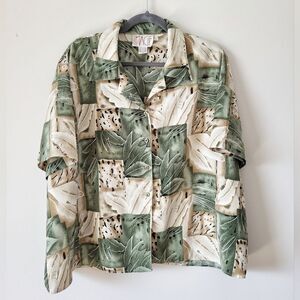Vintage Leaf Short Sleeve Button Down Shirt